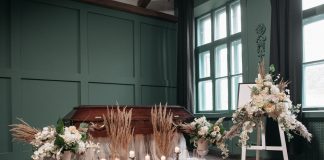 Funeral. Photo by Pavel Danilyuk from Pexels